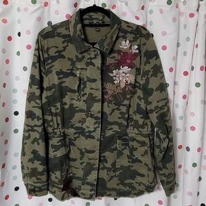 NWOT Lane Bryant embroidered zip-up jacket.. NEVER WORN!